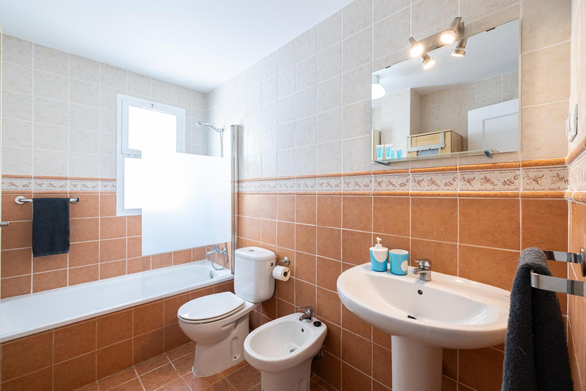 Leilighet Holidays2malaga Ancha Del Carmen Aacc, Lift, Wifi