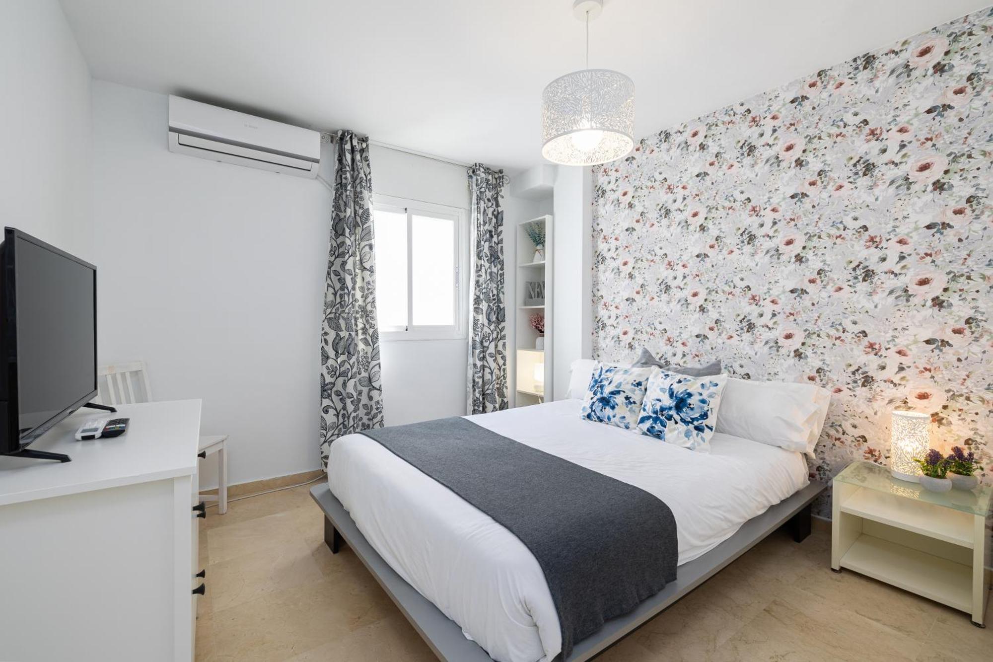 Holidays2malaga Ancha Del Carmen Aacc, Lift, Wifi Leilighet *